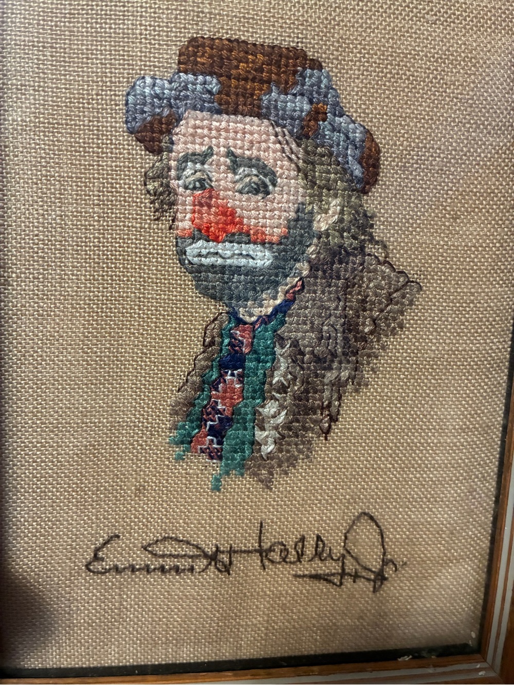 Vintage Framed Hand Embroidered Clown Weary Willy Emmett Kelly in Oak Frame - Picture 2 of 9